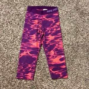 FUN Nike cropped legging